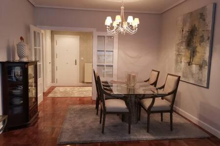 Habitacion Con Bano Privado En Bilbao Exteriér fotografie